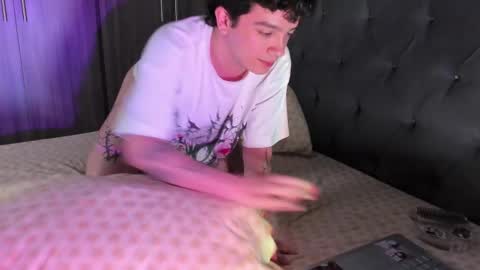 Clove online show from 19, 2, 2025