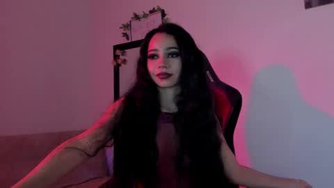 Snapshot of moonmadison chatting on 8, 10, 2025 Madison online show from 8, 10, 2025