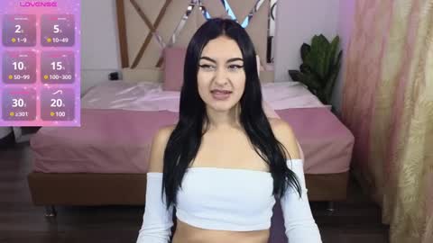 Snapshot of moonshine_tay chatting on 2, 12, 2024 Moon online show from 2, 12, 2024