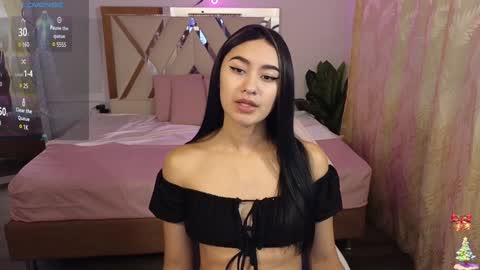 Snapshot of moonshine_tay chatting on 4, 12, 2024 Moon online show from 4, 12, 2024