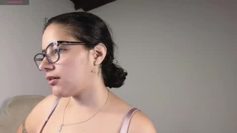 Moon Woman online show from 26, 10, 2025