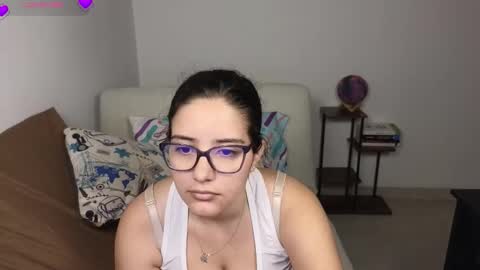 Snapshot of moonwoman_ chatting on 19, 1, 2026 Moon Woman online show from 19, 1, 2026