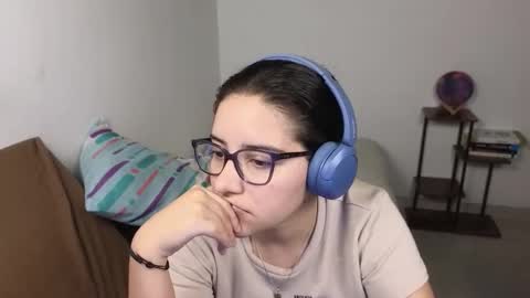 Snapshot of moonwoman_ chatting on 19, 2, 2026 Moon Woman online show from 19, 2, 2026