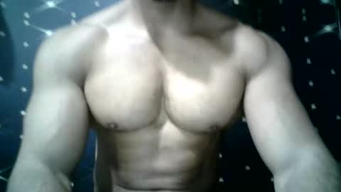 Snapshot of moreno1muscular chatting on 3, 3, 2025 moreno1muscular online show from 3, 3, 2025