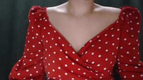 monika online show from 13, 4, 2026