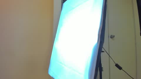 Morgan Aura online show from 14, 6, 2026