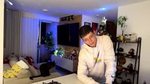   online show from 29, 11, 2025