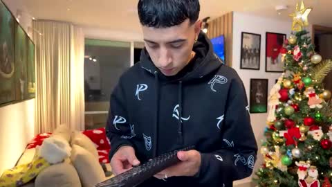   online show from 12, 1, 2026