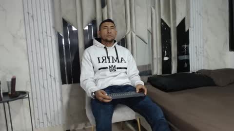 MORGAN AND MEGAN online show from 1, 12, 2025