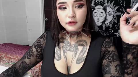 Morgan Moon online show from 15, 10, 2025