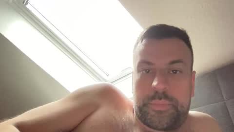 morty87geil online show from 25, 3, 2026