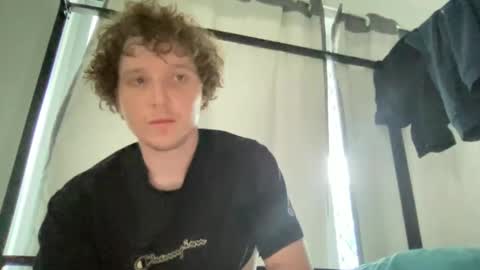 Snapshot of mosterr325 chatting on 4, 2, 2025 mosterr325 online show from 4, 2, 2025
