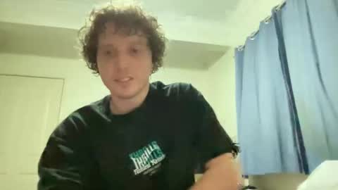 Snapshot of mosterr325 chatting on 4, 3, 2025 mosterr325 online show from 4, 3, 2025