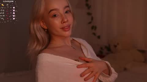 Snapshot of mother__of__dragons chatting on 13, 9, 2025 Deni and Jett my weekly schedule online show from 13, 9, 2025