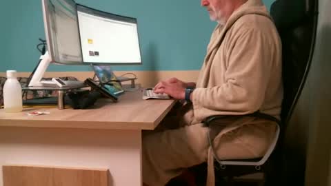Snapshot of mousketair58bis chatting on 26, 10, 2025 Mousketair online show from 26, 10, 2025