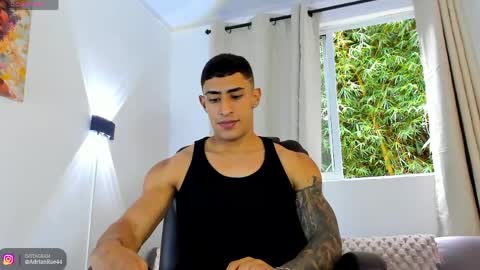 Snapshot of mr_adrian_ chatting on 13, 4, 2026 online show from 13, 4, 2026