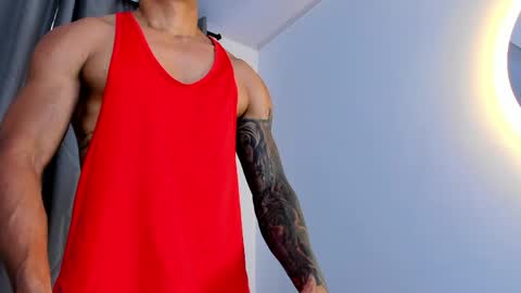 Snapshot of mr_adrian_ chatting on 27, 5, 2026 online show from 27, 5, 2026