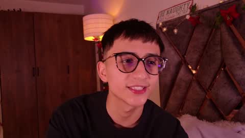Snapshot of mr_evan1 chatting on 6, 12, 2024 Mr Evans online show from 6, 12, 2024