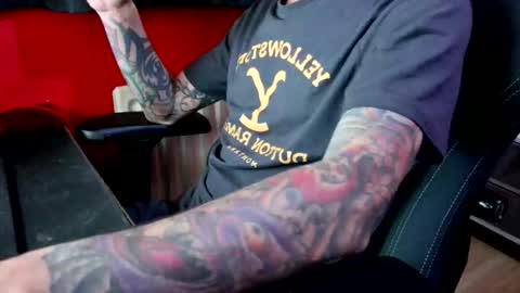 Snapshot of mr_hung_uk38 chatting on 1, 10, 2025 mr_hung_uk38 online show from 1, 10, 2025