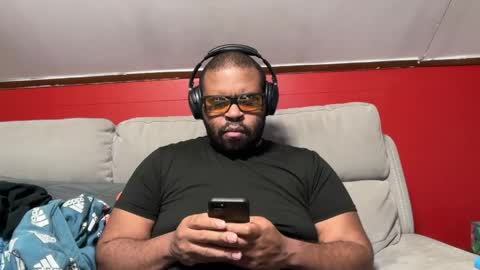 Snapshot of mr_irvin chatting on 25, 3, 2026 mr_irvin online show from 25, 3, 2026