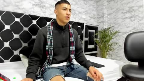 Mr Porn  online show from 10, 4, 2026