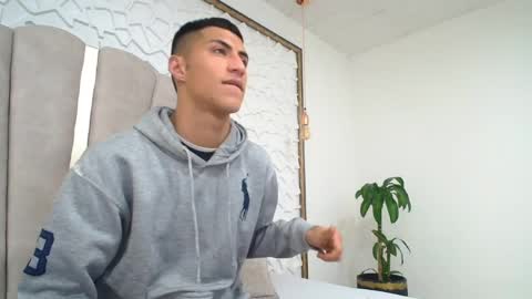 Mr Porn  online show from 16, 4, 2026