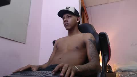 Snapshot of mr_stiven_ chatting on 12, 1, 2025 mr_stiven_ online show from 12, 1, 2025