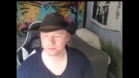 mr_strawberry online show from 15, 10, 2025