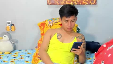 Snapshot of mr_swe3t0oth chatting on 27, 2, 2025 KYLE online show from 27, 2, 2025