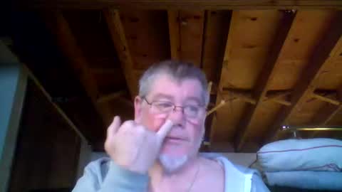 Snapshot of mrblade666 chatting on 1, 6, 2026 mrblade666 online show from 1, 6, 2026