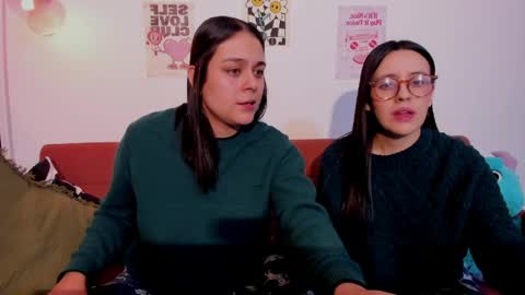 Snapshot of mrbuu_ chatting on 10, 6, 2026 Laura online show from 10, 6, 2026