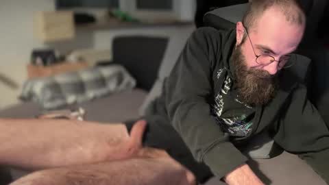 Mike online show from 1, 3, 2025