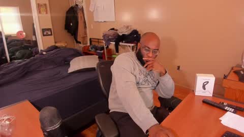 Chuck Daily online show from 22, 12, 2024