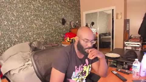 Snapshot of mrchuckdailyxxx chatting on 30, 6, 2026 Chuck Daily online show from 30, 6, 2026