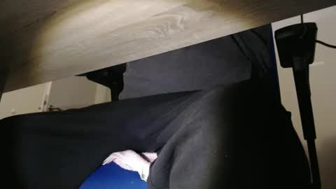 MrJohnsen1975 online show from 8, 12, 2024