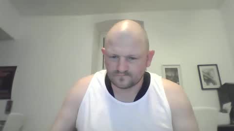 Snapshot of mrhotsex69 chatting on 29, 4, 2026 mrhotsex69 online show from 29, 4, 2026