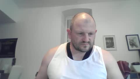 Snapshot of mrhotsex69 chatting on 6, 5, 2026 mrhotsex69 online show from 6, 5, 2026