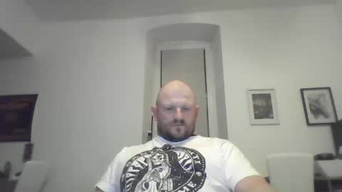 Snapshot of mrhotsex69 chatting on 19, 5, 2026 mrhotsex69 online show from 19, 5, 2026
