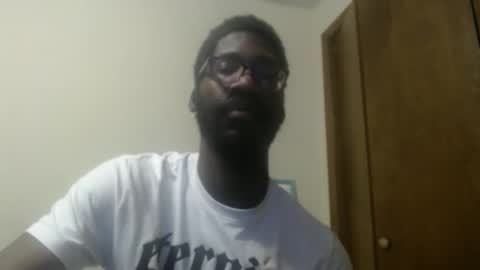 Snapshot of mrlonely1995 chatting on 2, 1, 2025 or Terrance Sometimes Lil Tease online show from 2, 1, 2025