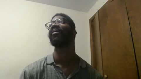 Snapshot of mrlonely1995 chatting on 11, 1, 2025 or Terrance Sometimes Lil Tease online show from 11, 1, 2025