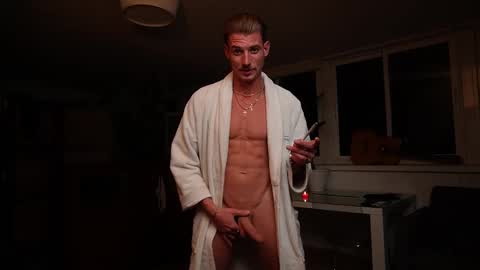 Mr Long online show from 2, 12, 2025