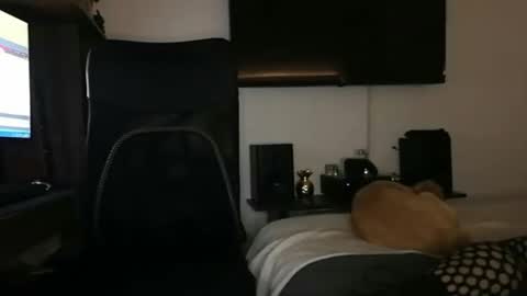 Snapshot of mrmiss_dannys chatting on 1, 3, 2025 mrmiss_dannys online show from 1, 3, 2025