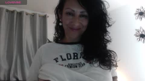 Snapshot of mrs_deborah chatting on 15, 1, 2025 mrs_deborah online show from 15, 1, 2025