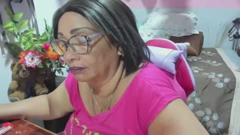 Snapshot of mrs_mommy chatting on 2, 7, 2026 mrs_mommy online show from 2, 7, 2026