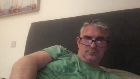 Snapshot of mrsensible chatting on 31, 10, 2025 Mr Sensible online show from 31, 10, 2025