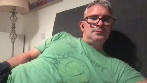 Snapshot of mrsensible chatting on 5, 11, 2025 Mr Sensible online show from 5, 11, 2025