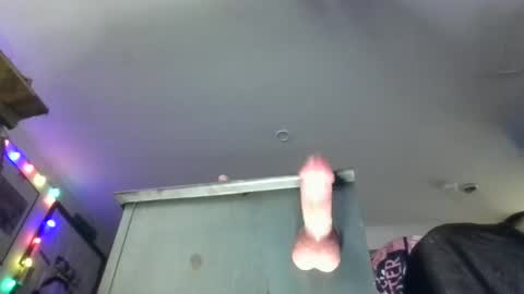 mrwiggles45678 online show from 22, 2, 2025