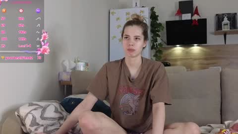 Snapshot of ms_foryou chatting on 31, 1, 2025 Ms ForYOU online show from 31, 1, 2025