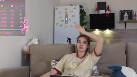 Snapshot of ms_foryou chatting on 1, 2, 2025 Ms ForYOU online show from 1, 2, 2025