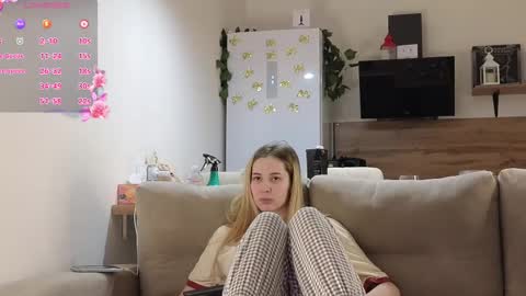 Snapshot of ms_foryou chatting on 19, 2, 2025 Ms ForYOU online show from 19, 2, 2025